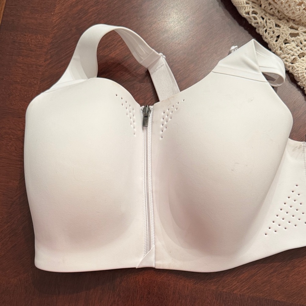 Victoria's Secret White Zipper Front Sports Bra